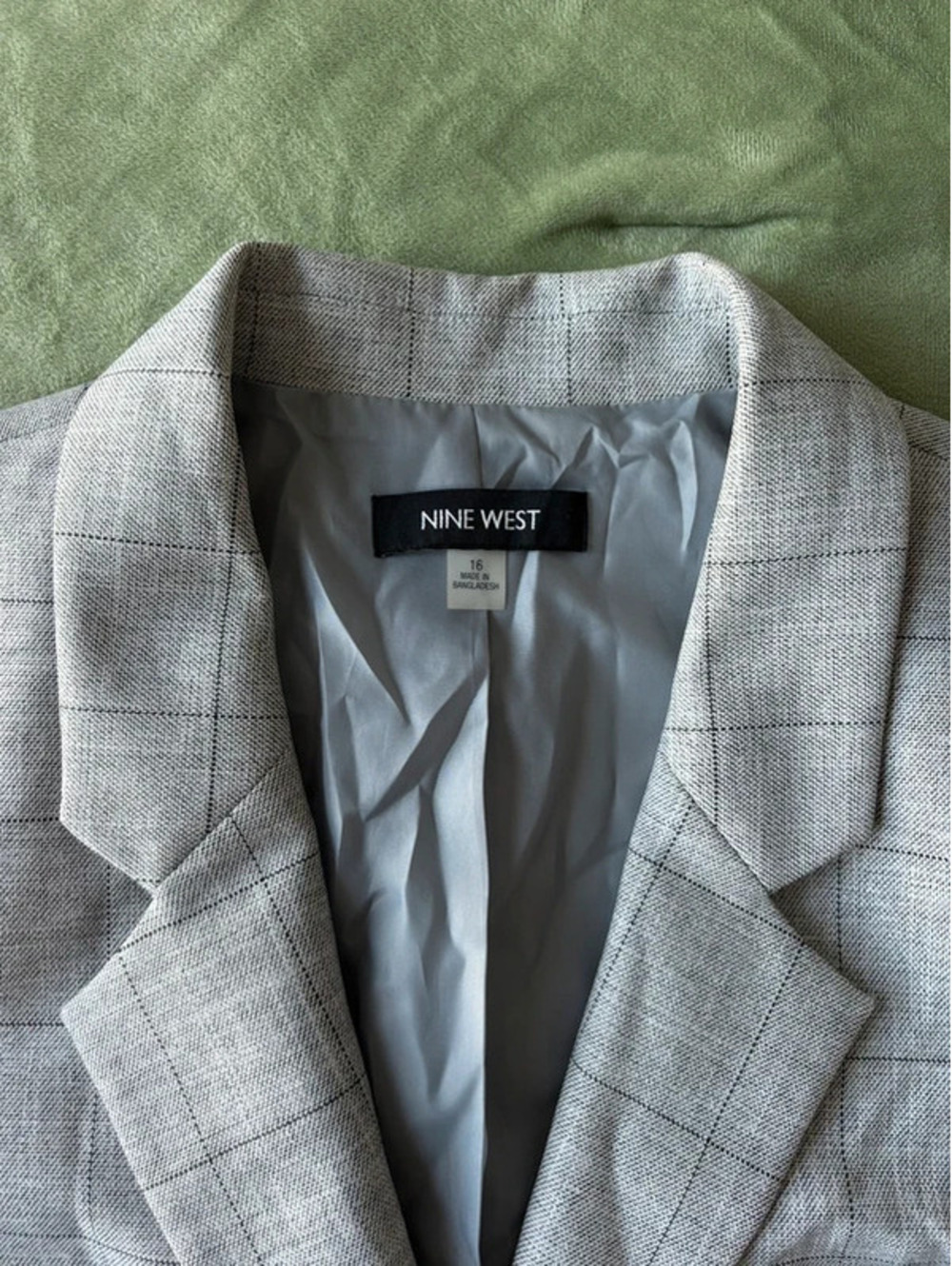 Nine West Women's Size 16 Gray Windowpane Plaid Blazer [COPY]